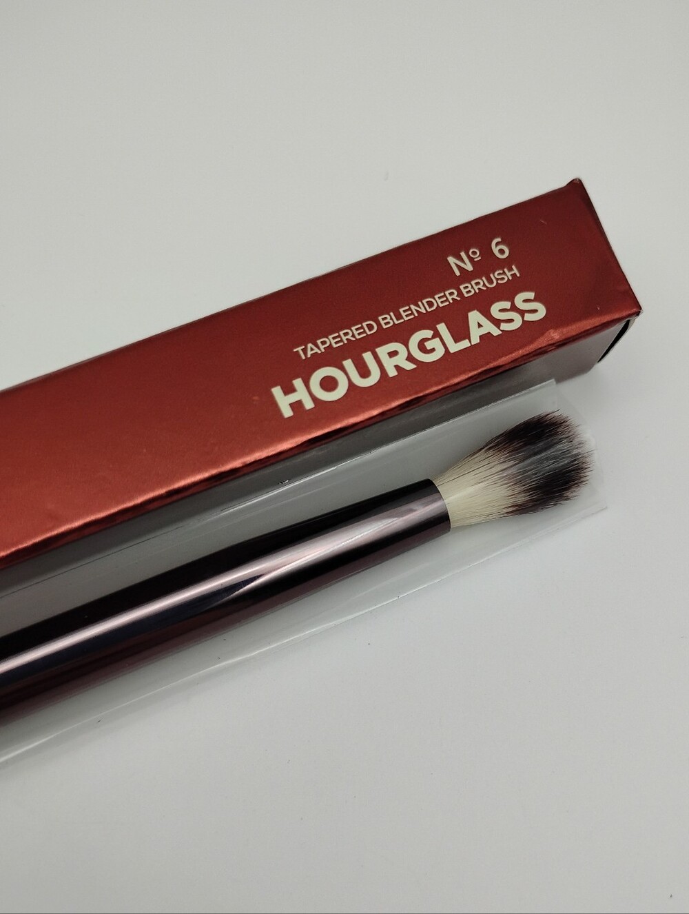 Hourglass Nº 6 Tapered Blender Makeup Brush BNIB